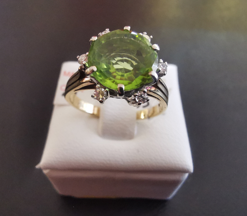 Zielony - pierścionek Ag